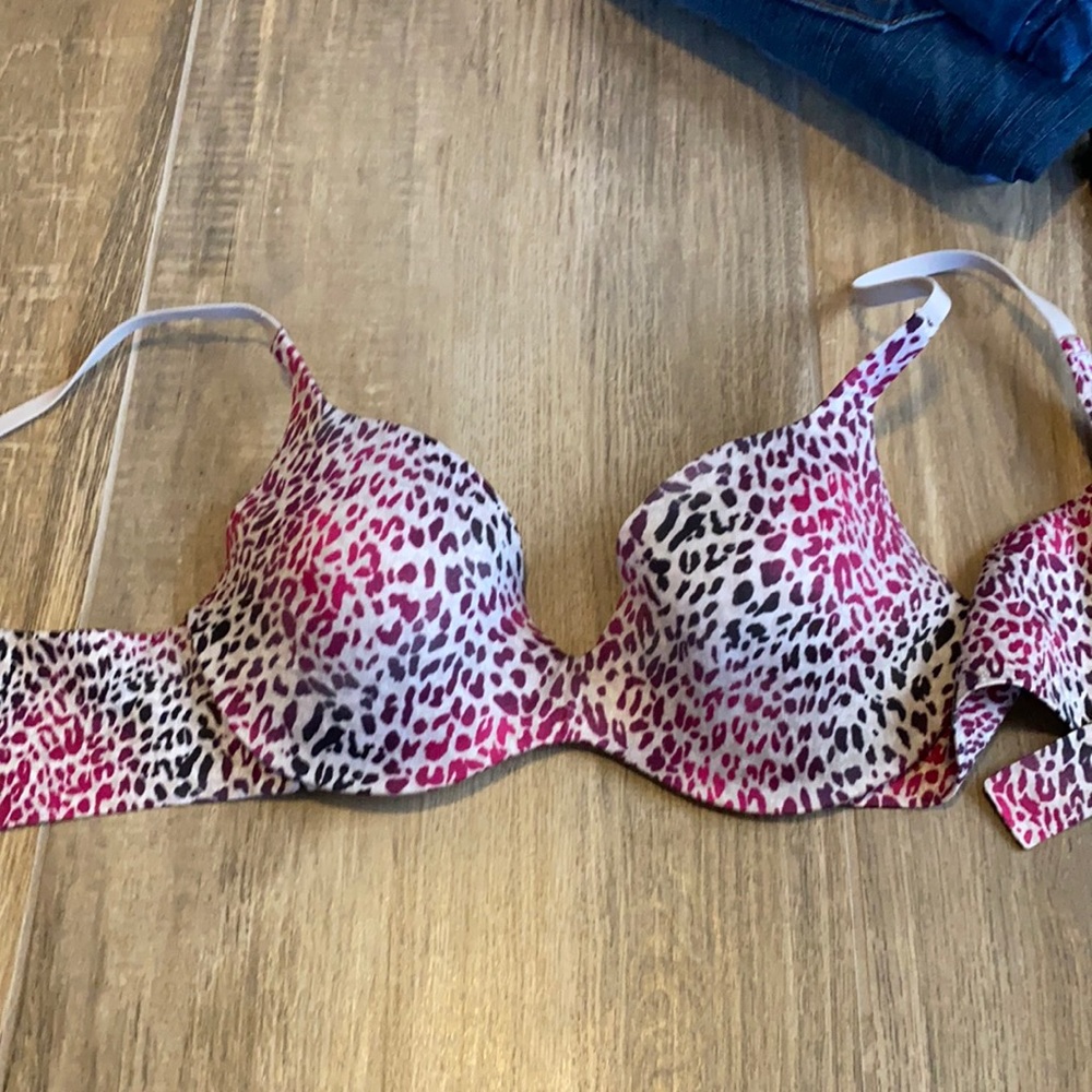 🧿2/$23 DEAL🧿36b bra Victoria’s Secret